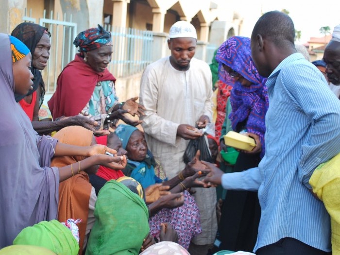 help_us_feed_the_less_privilege_orphans__widows_this_ramadan_and_beyond_IMG_6598-700x525 (1)